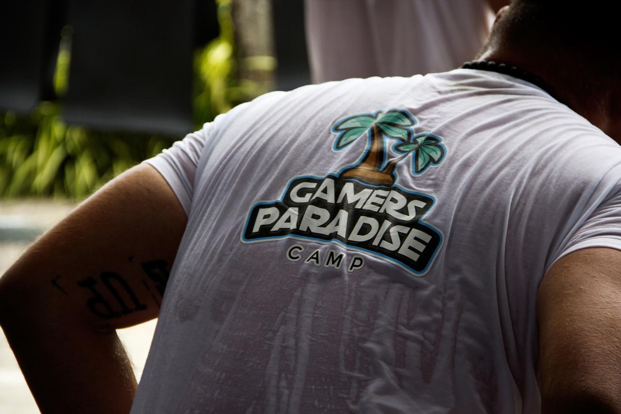 צ'אלונג Gamers Paradise Hotel מראה חיצוני תמונה