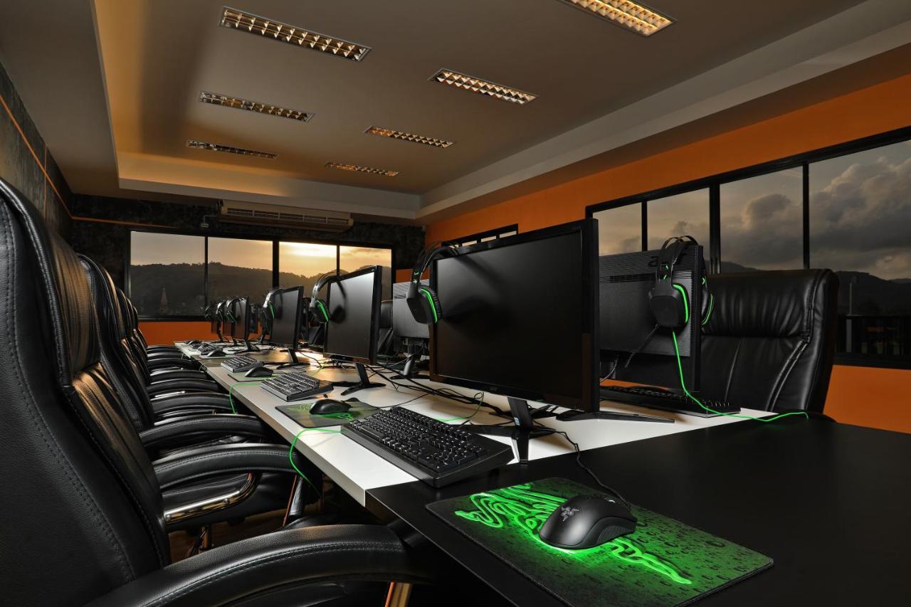 צ'אלונג Gamers Paradise Hotel מראה חיצוני תמונה